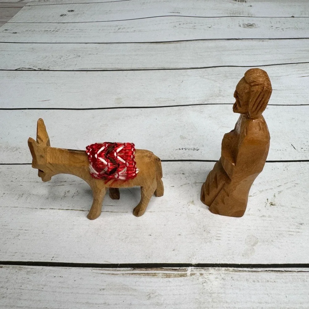 Hand Carved Wooden Nativity Scene 11 pcs Vintage christmas‎ Figures Mary Jesus